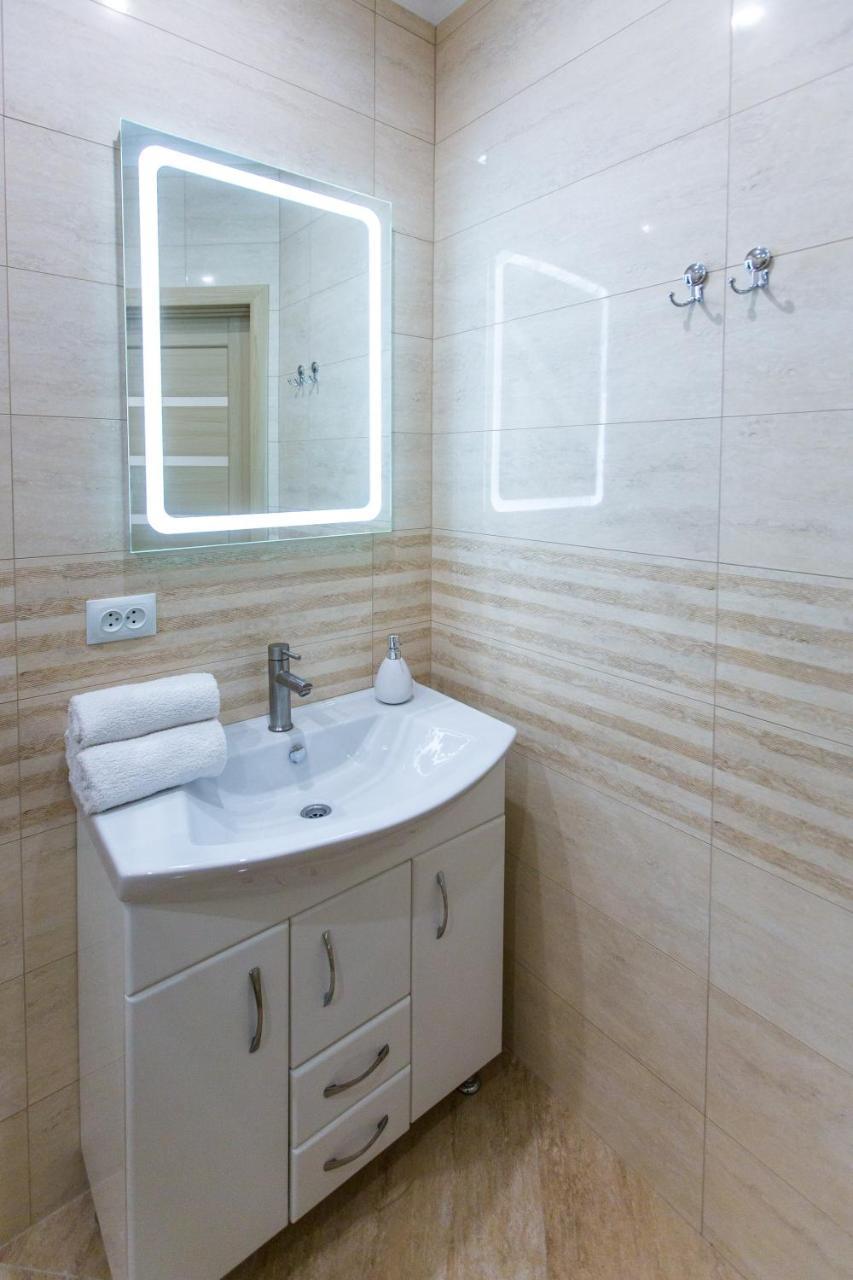 Avangard Kulisha 6B Apart Lviv Extérieur photo