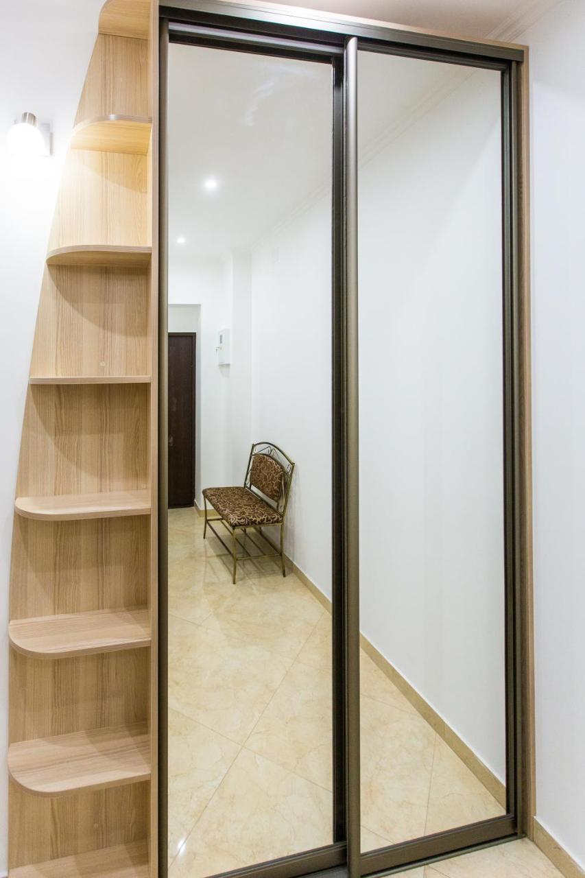 Avangard Kulisha 6B Apart Lviv Extérieur photo