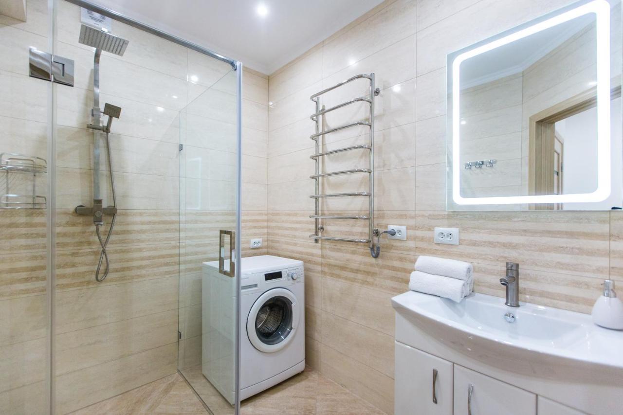 Avangard Kulisha 6B Apart Lviv Extérieur photo