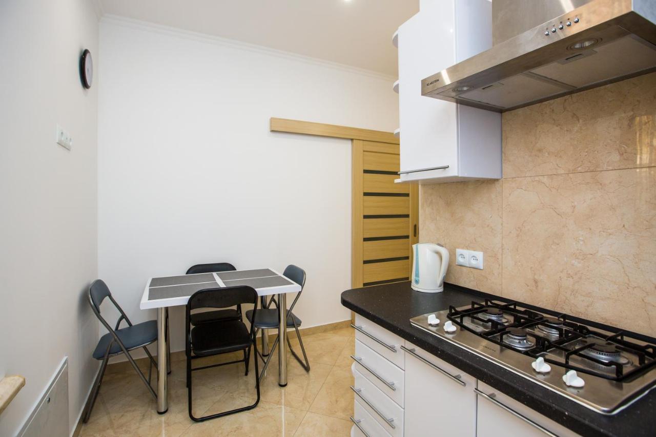 Avangard Kulisha 6B Apart Lviv Extérieur photo
