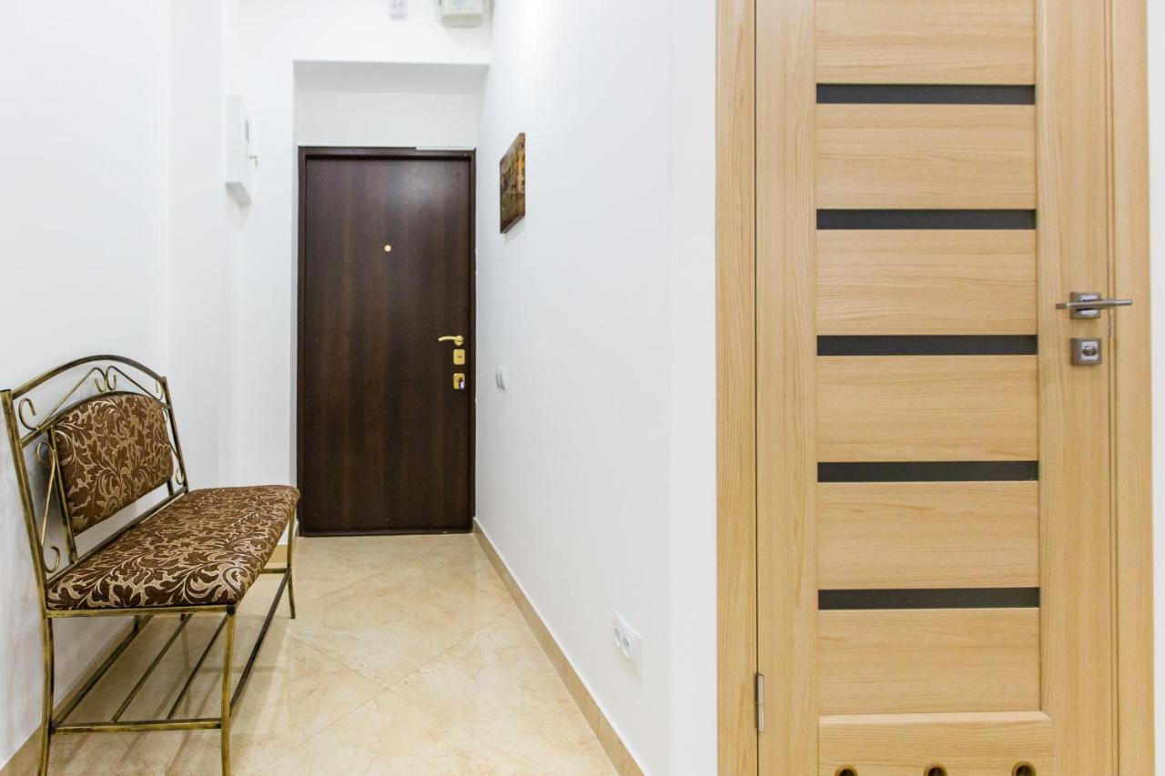 Avangard Kulisha 6B Apart Lviv Extérieur photo