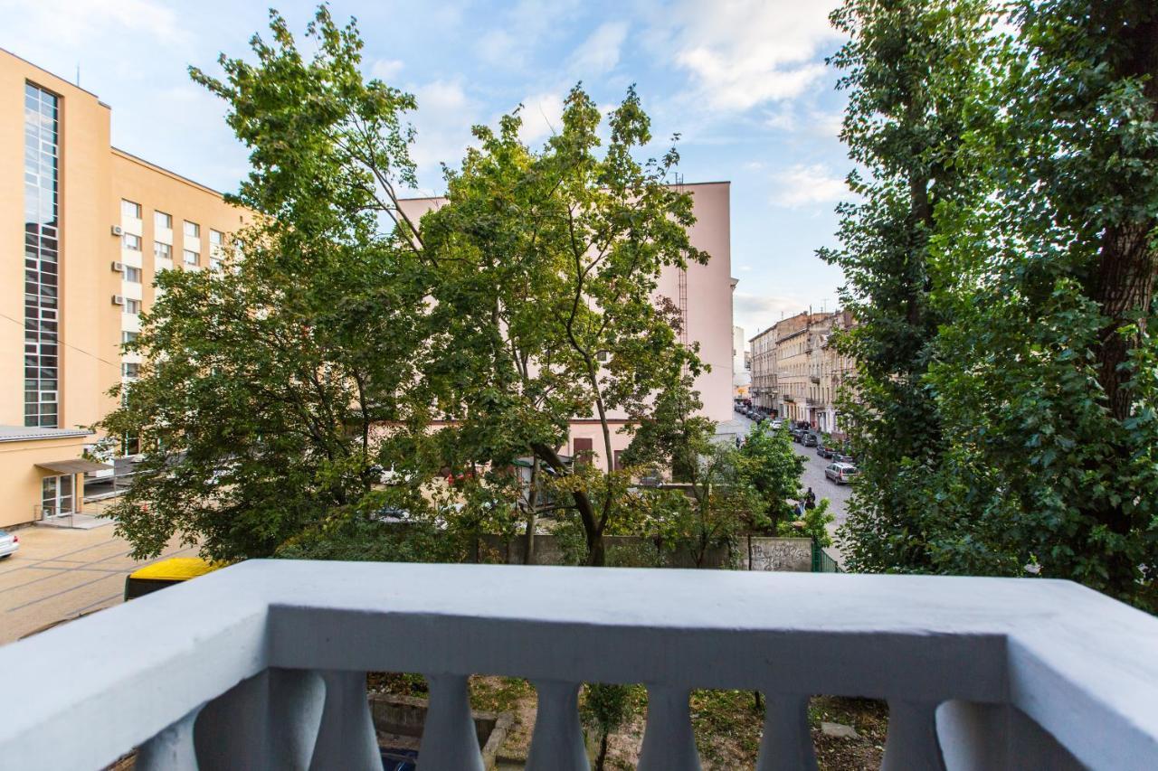 Avangard Kulisha 6B Apart Lviv Extérieur photo