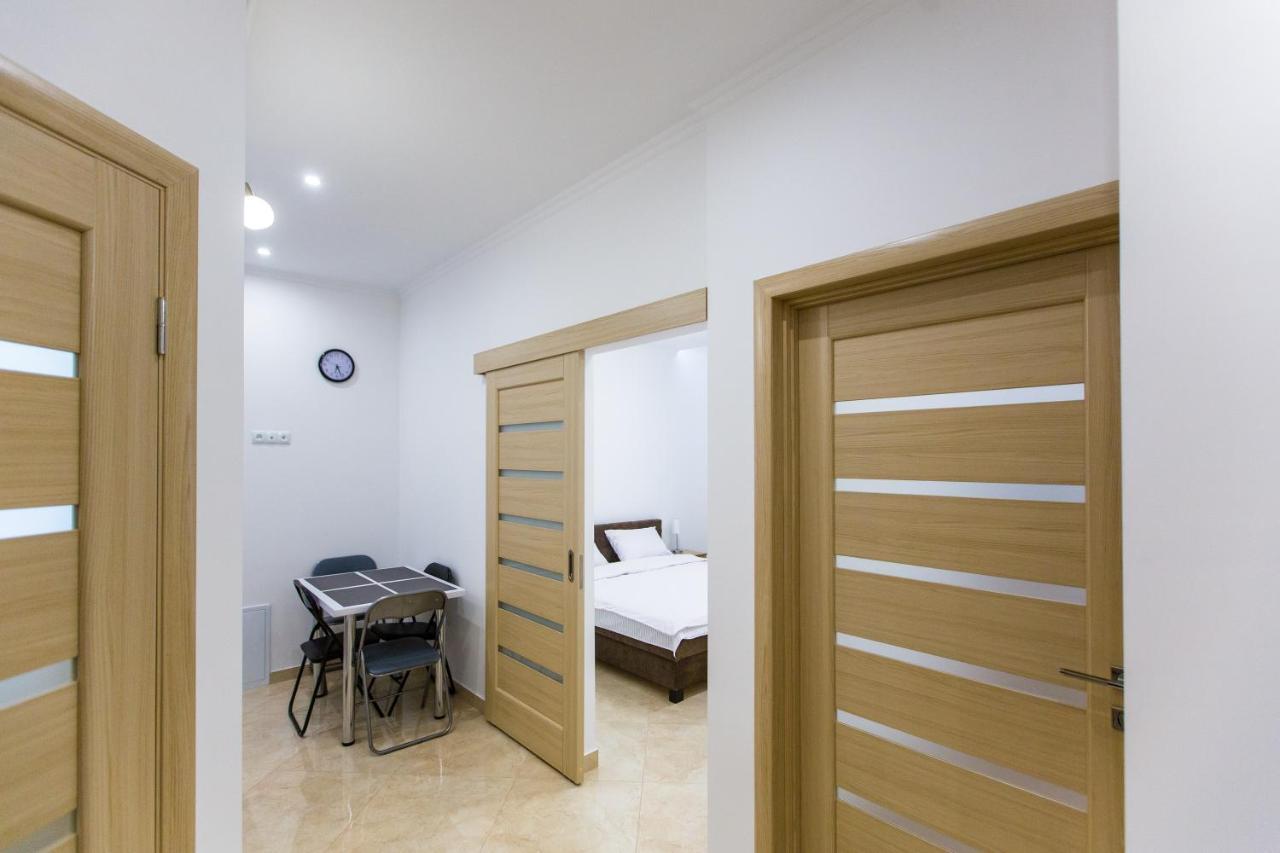 Avangard Kulisha 6B Apart Lviv Extérieur photo